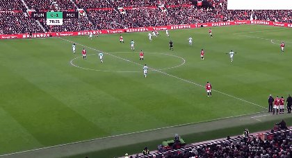 开云体育-拉什福德：没碰球没参与 阿坎吉：对方首球是个笑话