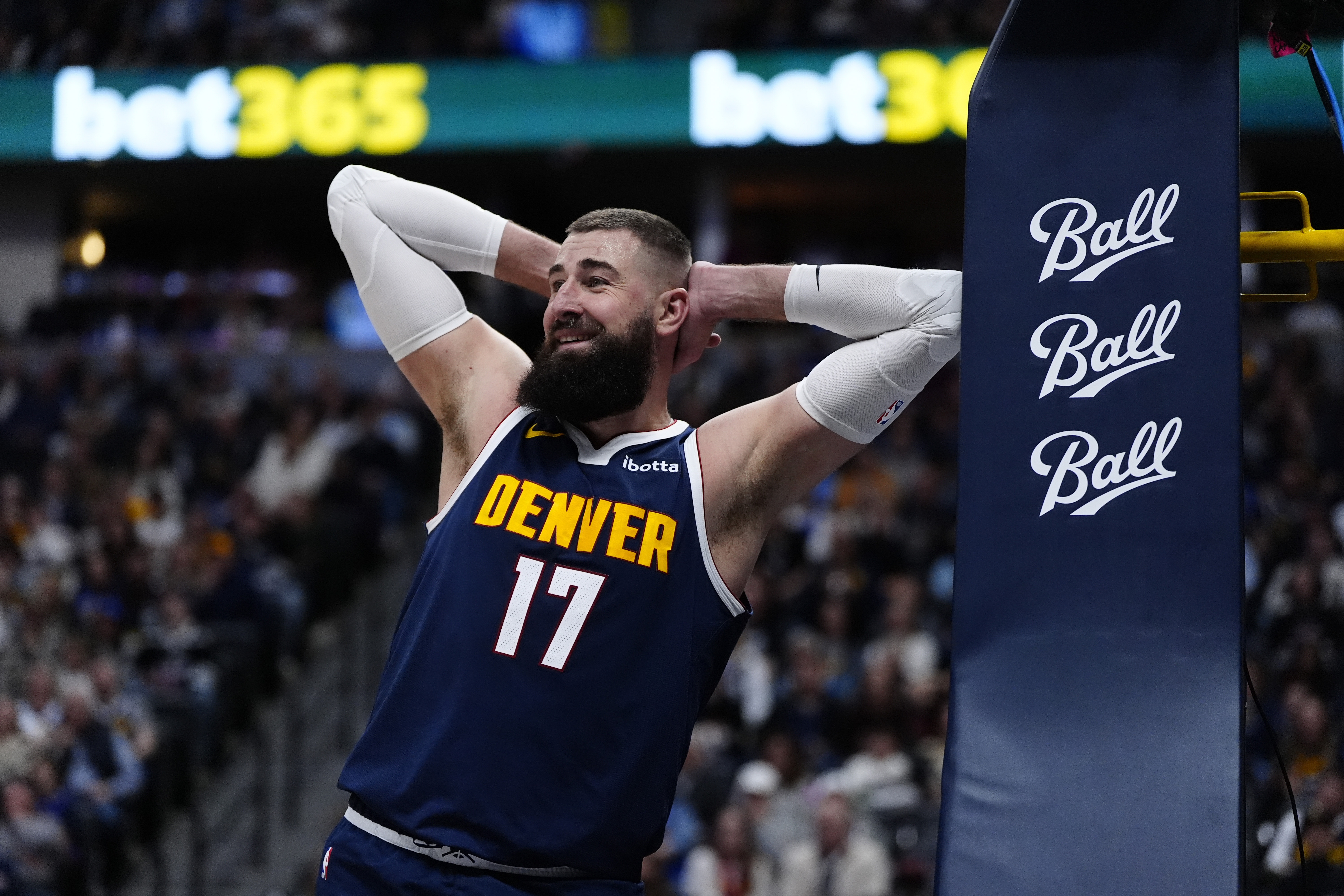 kaiyun-明天掘金客战奇才 瓦兰升级为出战成疑 穆雷&amp;戈登&amp;哈达威大概率打